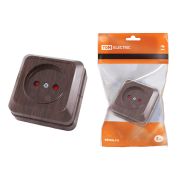 Розетка 2П открытой установки с з/ш IP20 10А, бук «Ладога» TDM